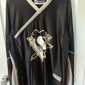 Reebok Women's Black and Silver Jersey